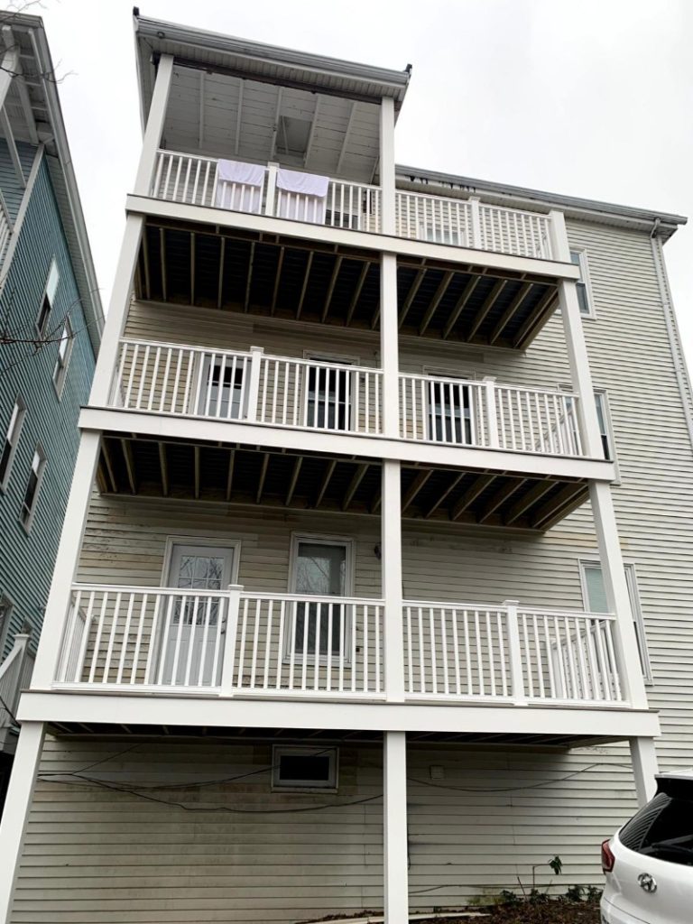 Siding Repair and Maintenance Service